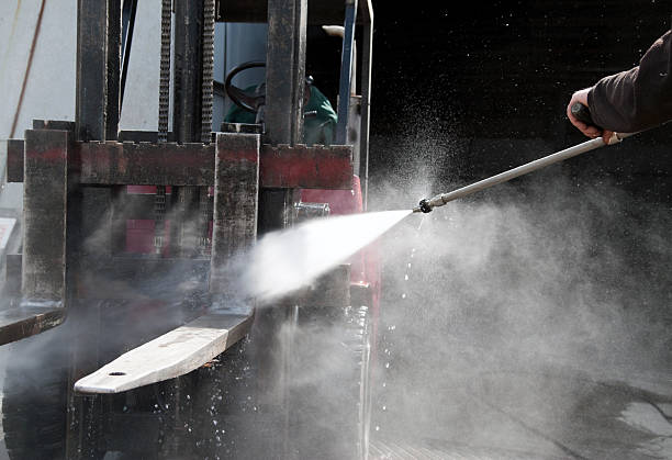 Best Deck Pressure Washing  in Newton, AL